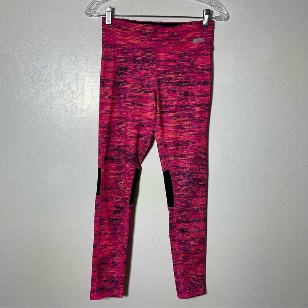 Avia Leggings, Girls Size XL (14/16). In excellent condition!